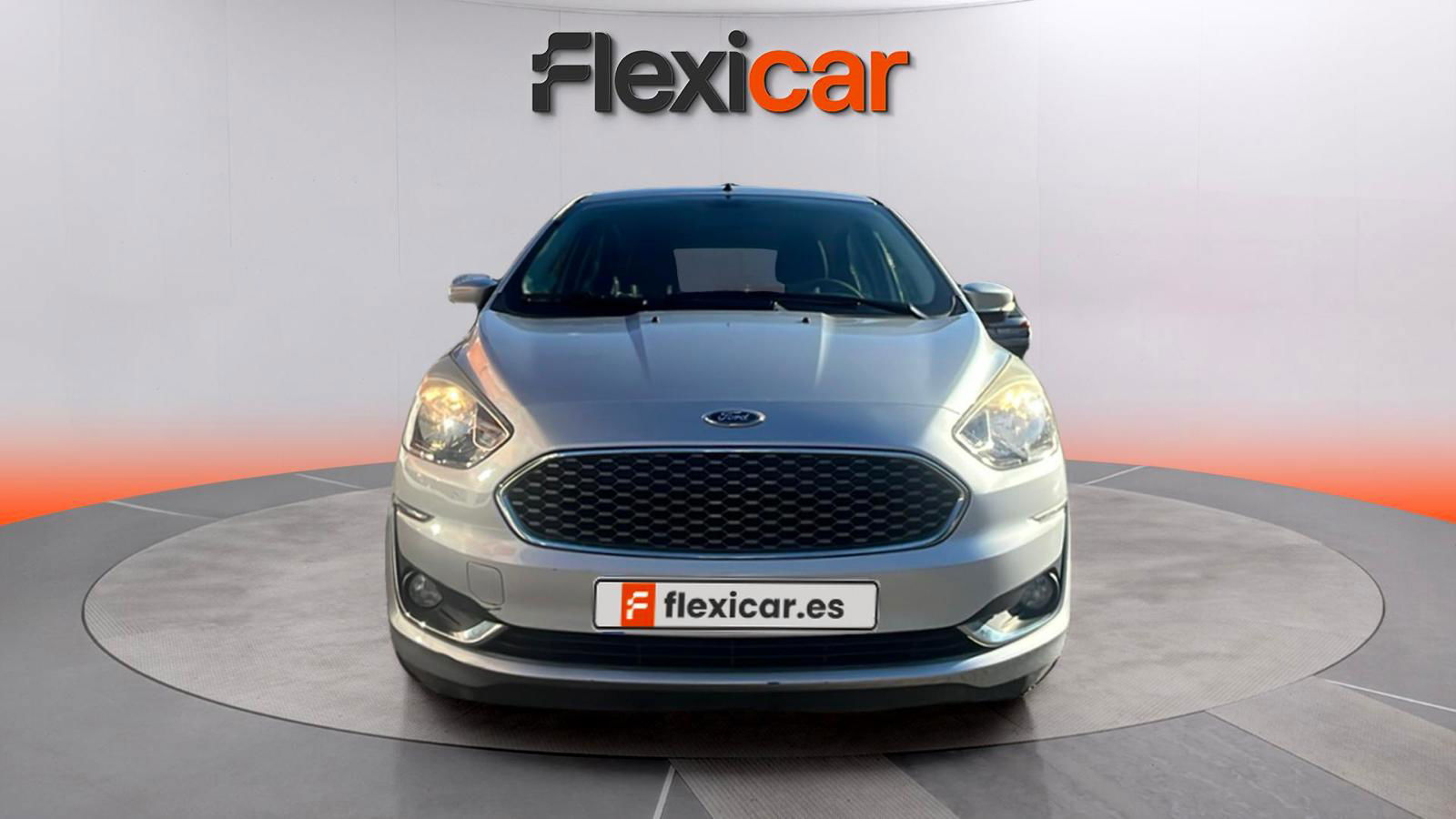 https://cdn-flexicar.caraffinity.it/public_appraisal_images_pro/images/stock/168488/gMl567r5Ij__WhatsApp Image 2025-09-25 at 12.19.06 (1).jpeg